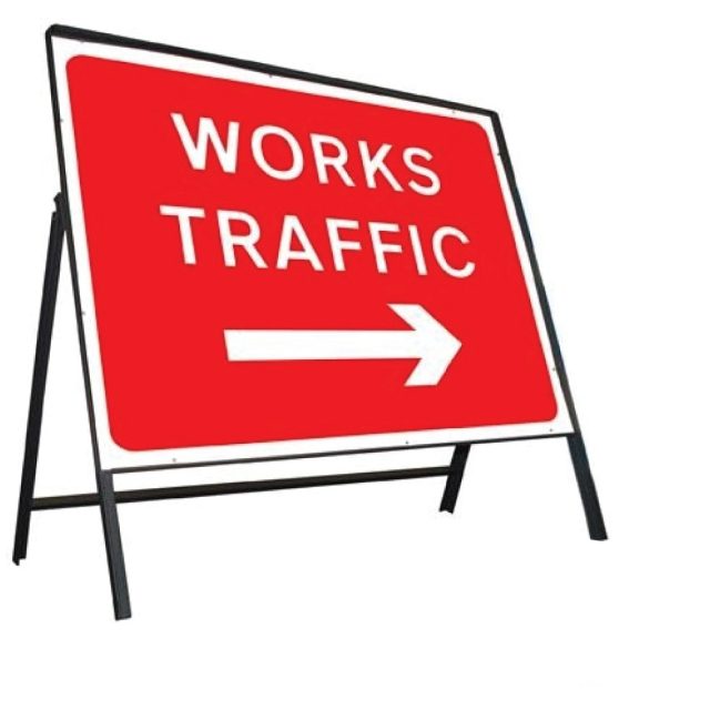 Works Traffic Right Arrow Stanchion Sign Complete